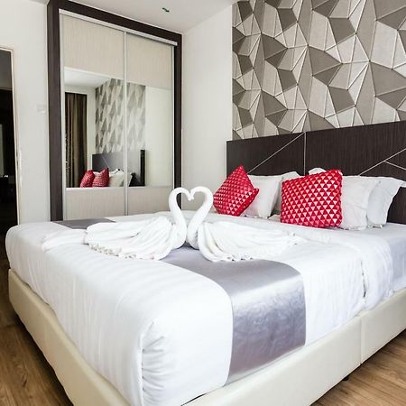 E-Red Hotel Melaka Екстер'єр фото