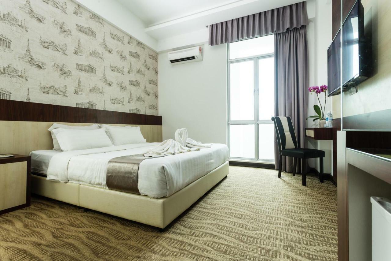 E-Red Hotel Melaka Екстер'єр фото