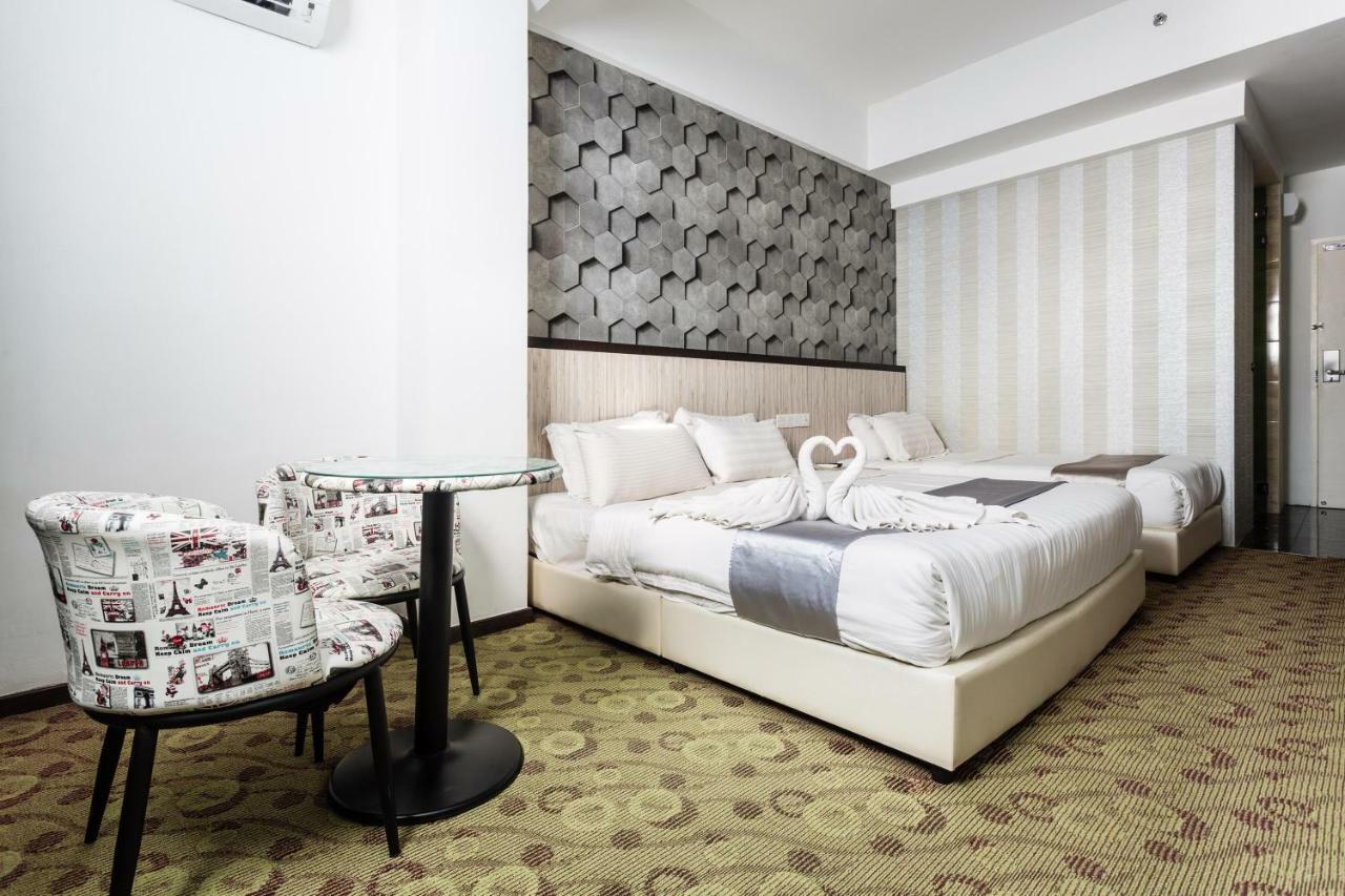 E-Red Hotel Melaka Екстер'єр фото