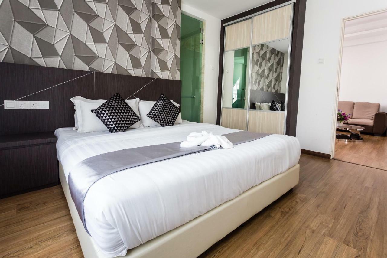 E-Red Hotel Melaka Екстер'єр фото