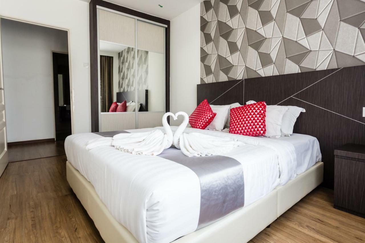 E-Red Hotel Melaka Екстер'єр фото